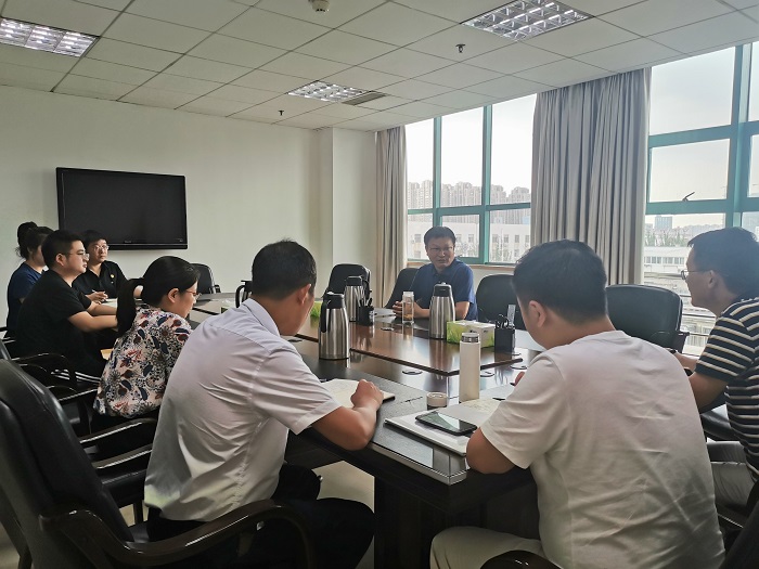 王承哲副院长到政治与党建研究所党支部讲党课