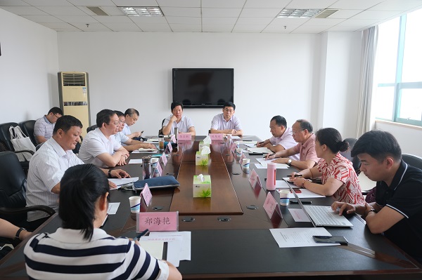 四川省社会科学院党委书记李后强一行来我院调研座谈