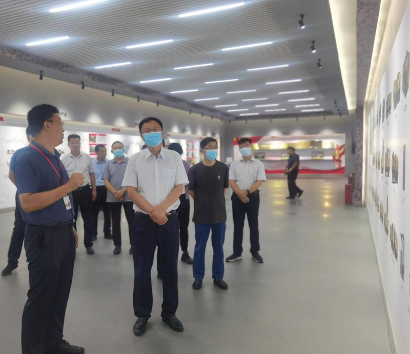 王承哲院长带队赴鹤壁市调研