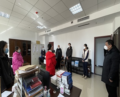 院领导走访慰问全院干部职工