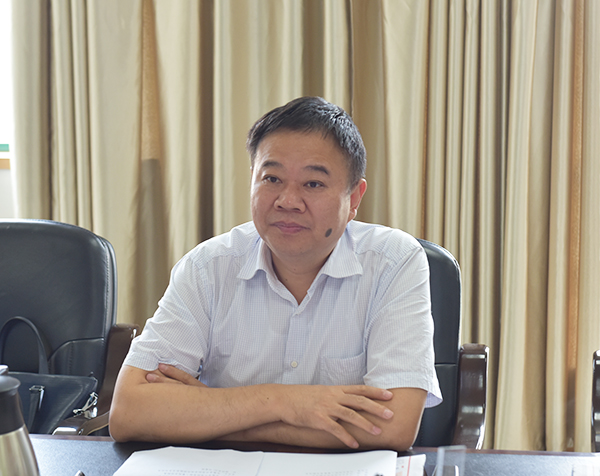 杨俊龙-网站.jpg