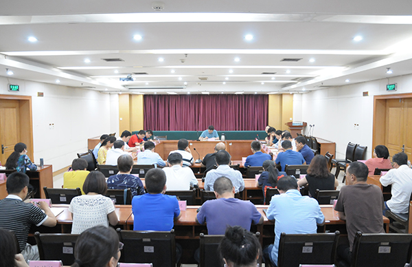 会场-网站.jpg