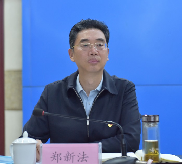 郑新法-网站.jpg