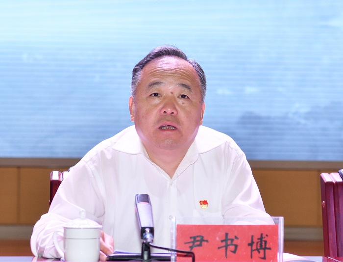 尹书博-网站.jpg