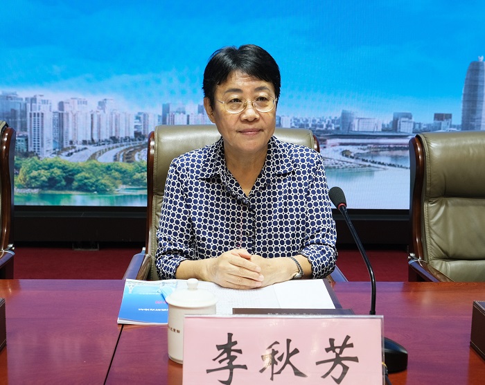 3.李秋芳-网站.jpg
